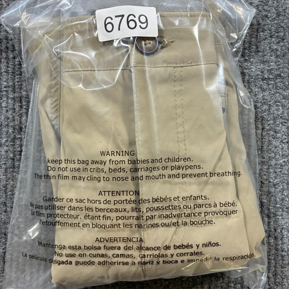 UB Tech Mens Cargo Pants Size 32x30 Beige Zip Pocket Stretch Outdoor Mid Rise - Picture 10 of 10